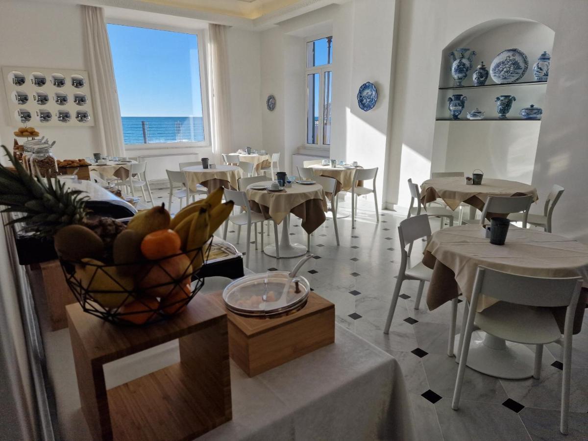 Hotel Miramare 斯波托尔诺 外观 照片