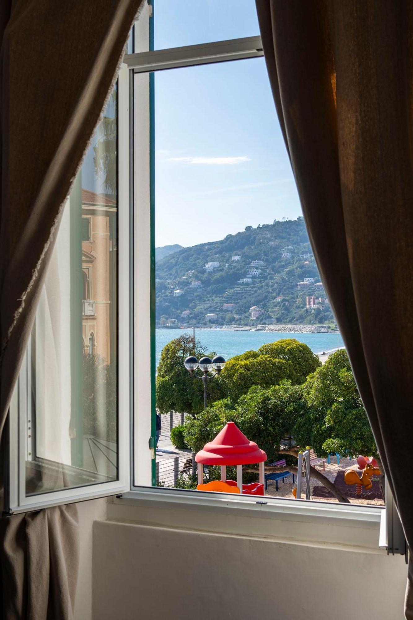 Hotel Miramare 斯波托尔诺 客房 照片