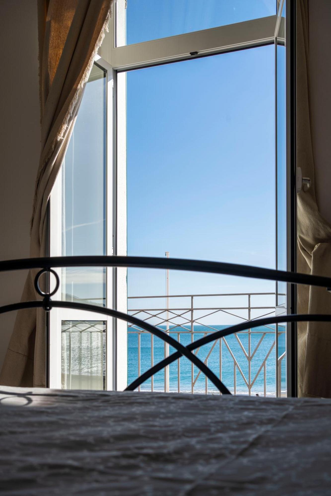 Hotel Miramare 斯波托尔诺 客房 照片