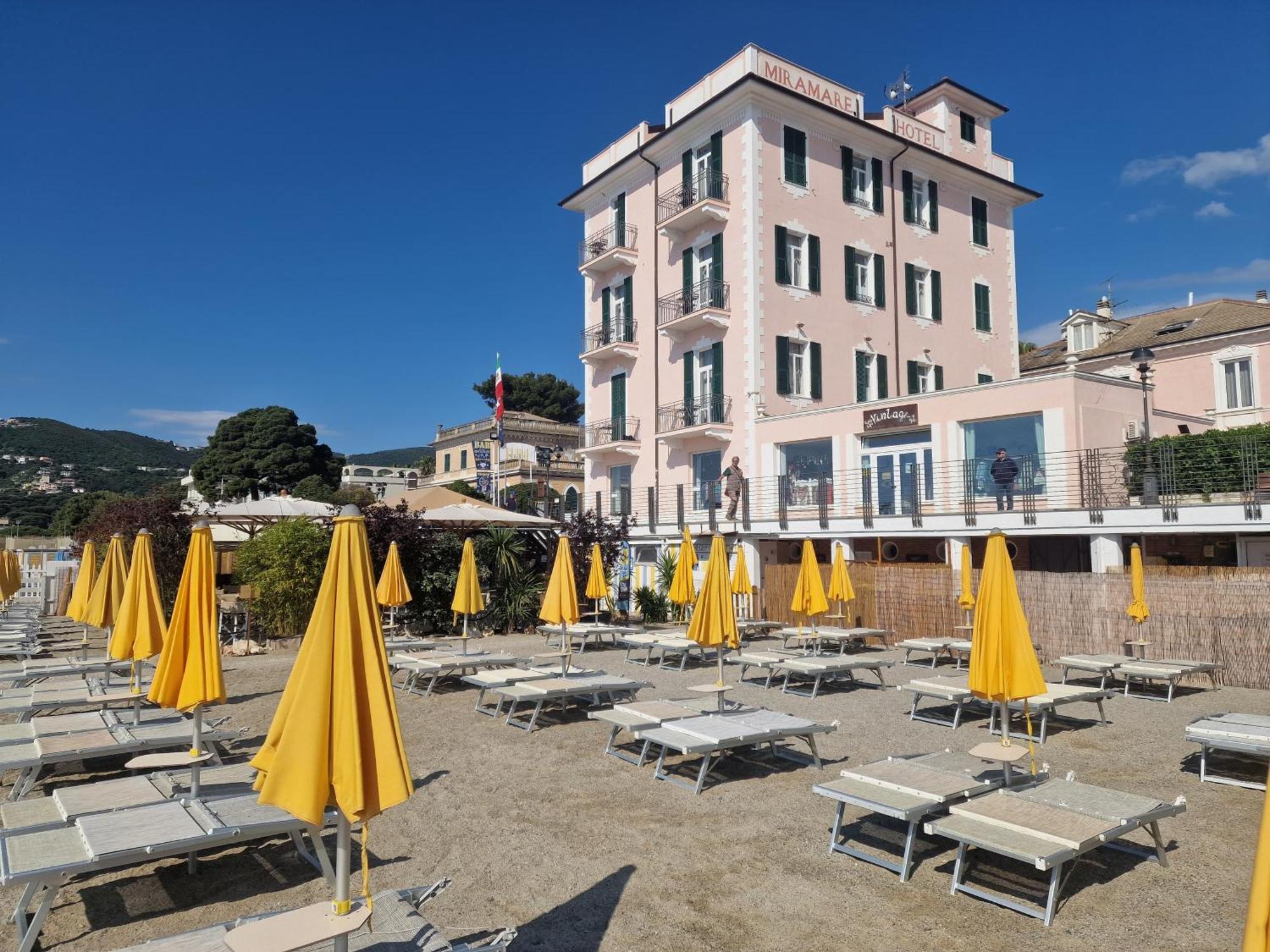 Hotel Miramare 斯波托尔诺 外观 照片
