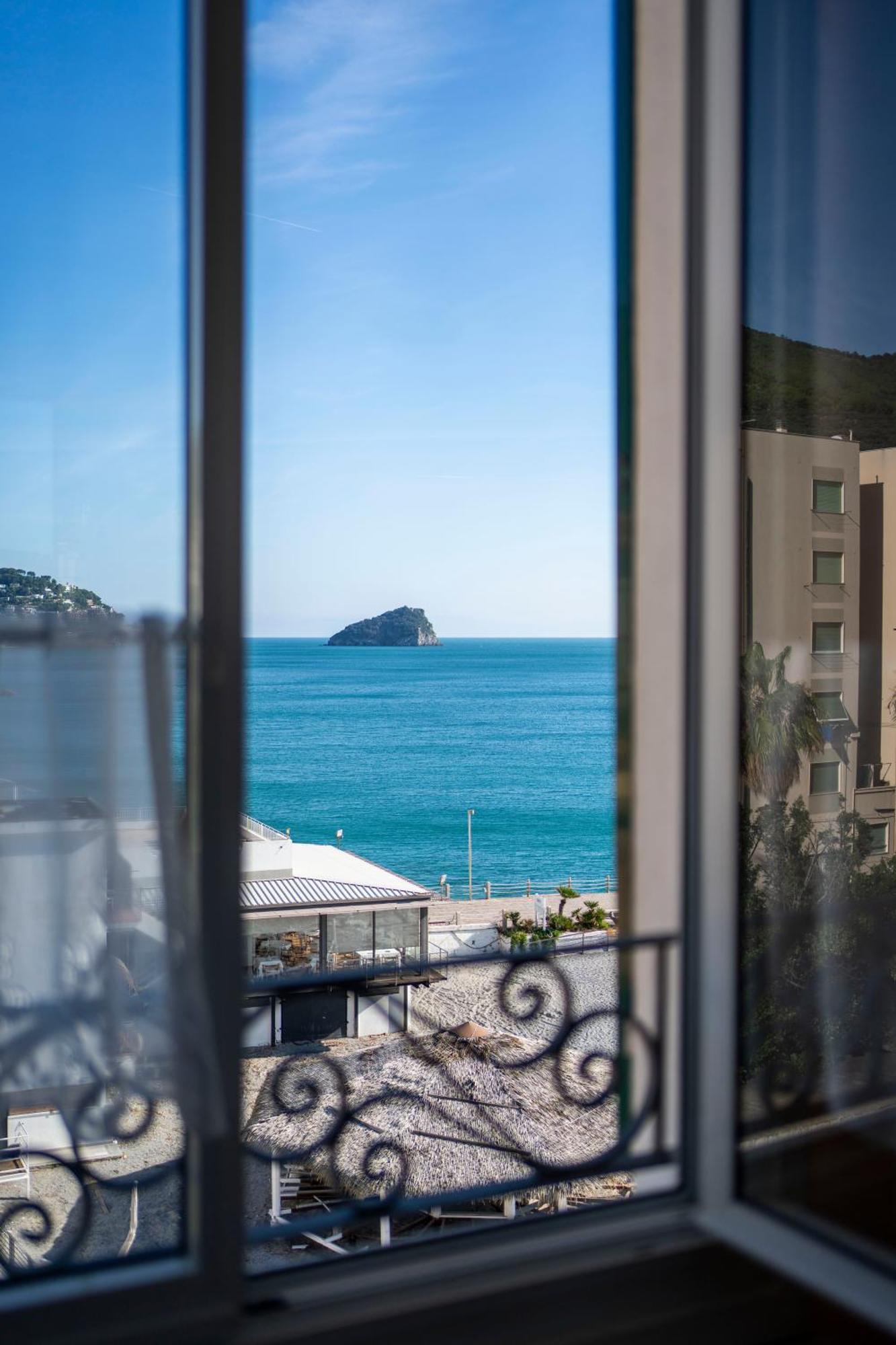 Hotel Miramare 斯波托尔诺 外观 照片